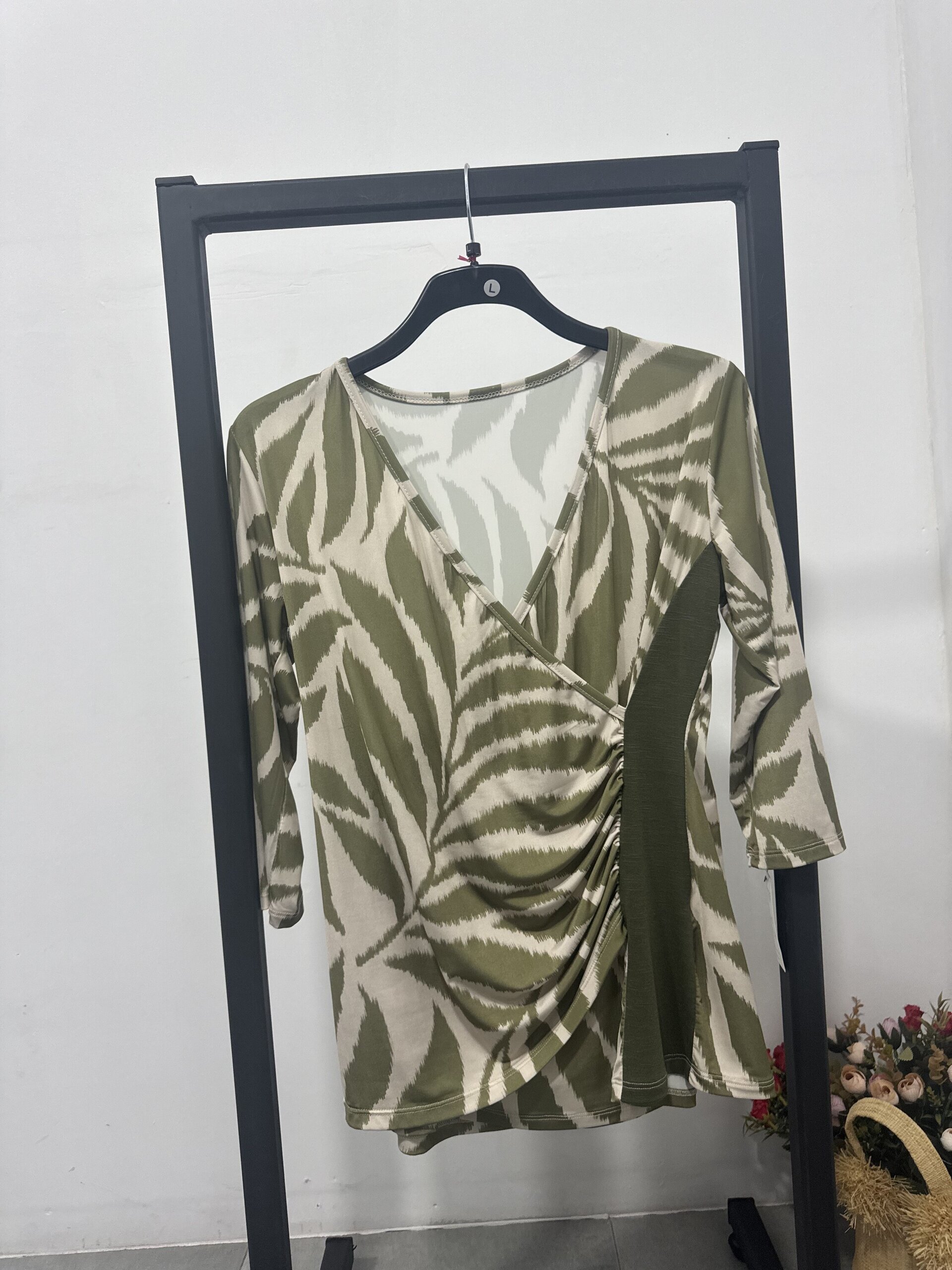 BLUSA HOJAS - 1