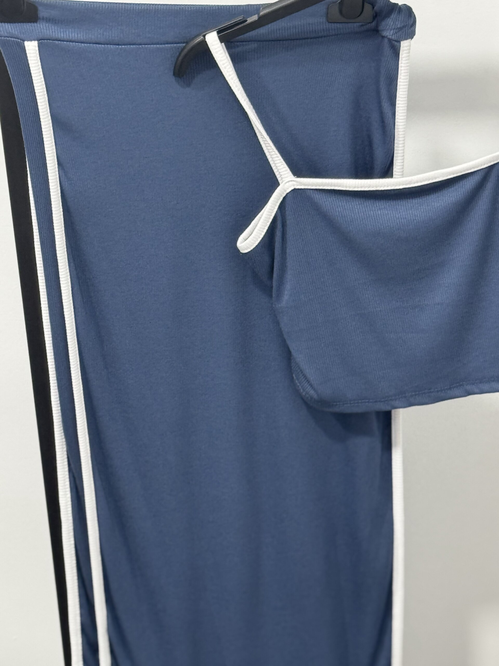 CONJUNTO AZUL CON RAYAS - 2