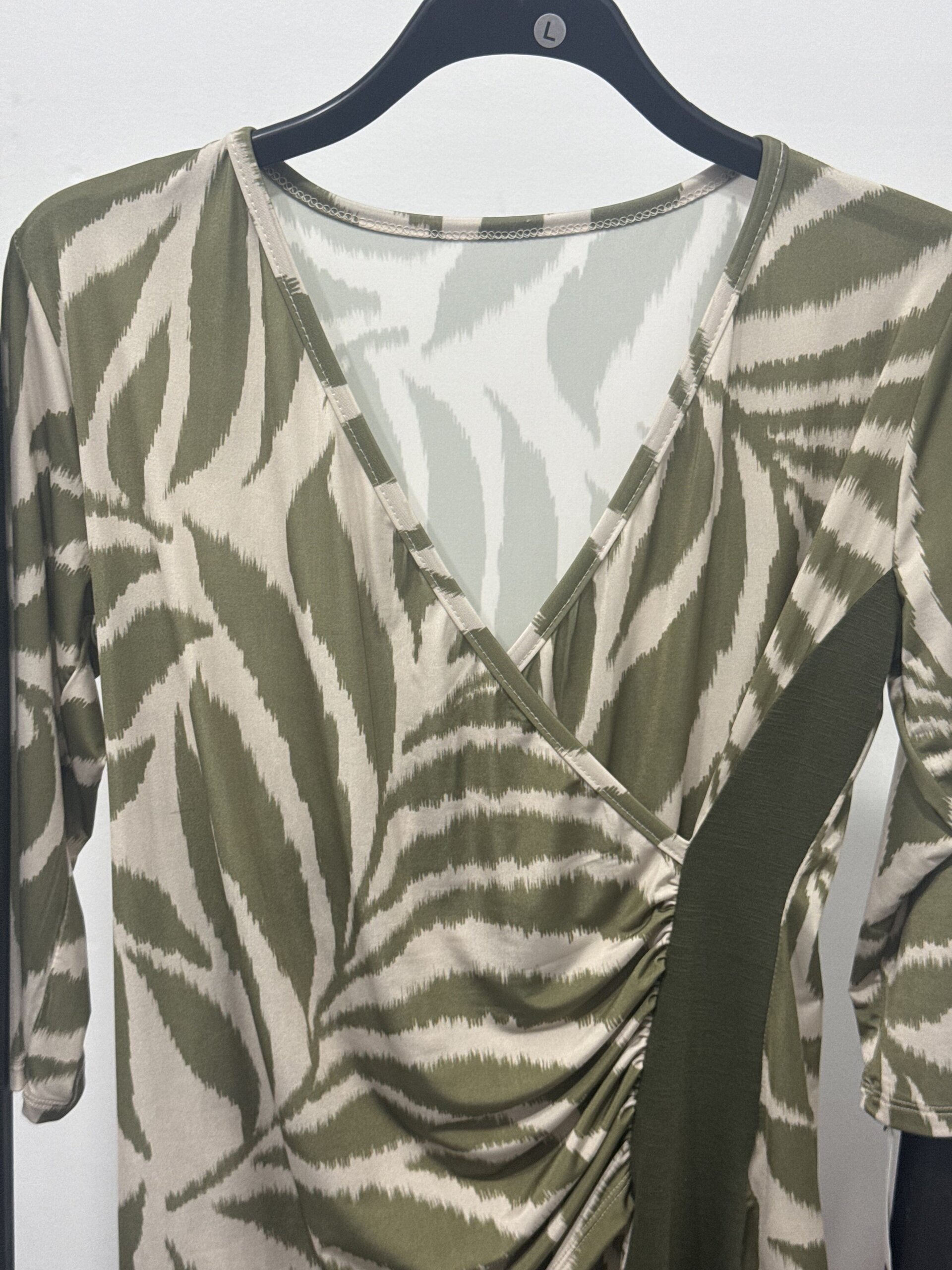 BLUSA HOJAS - 3